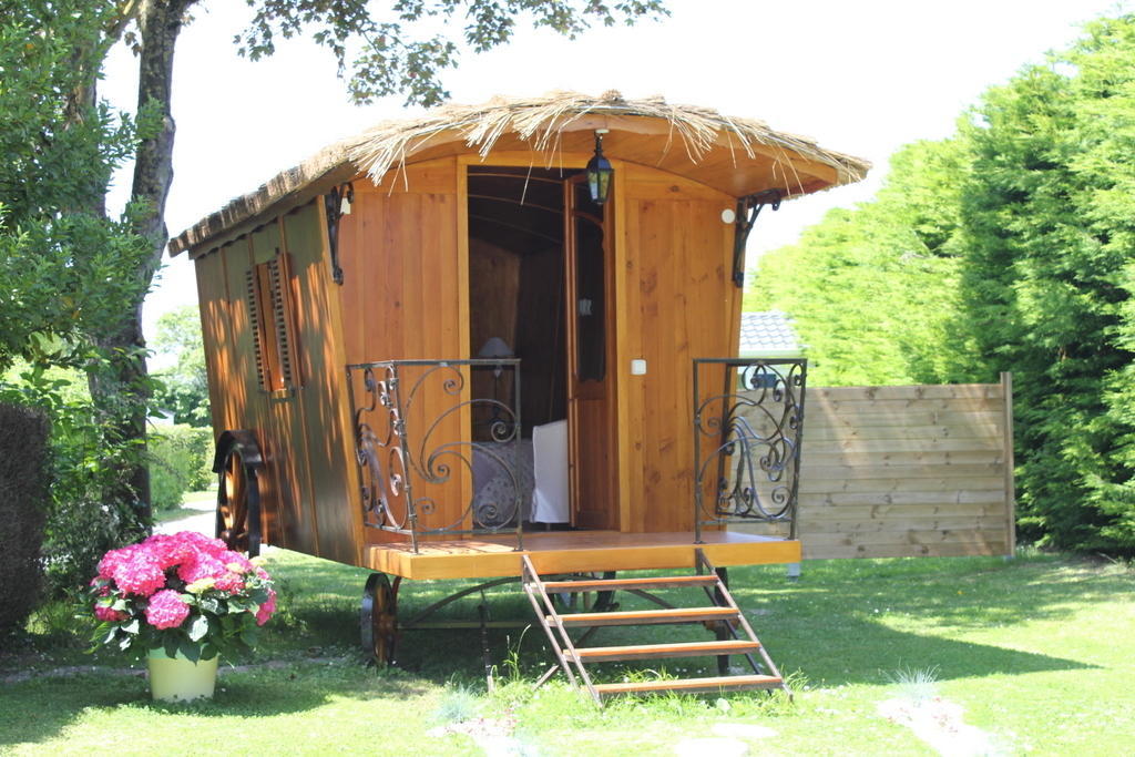 Hotel Camping Les Couesnons Roz-sur-Couesnon Zimmer foto